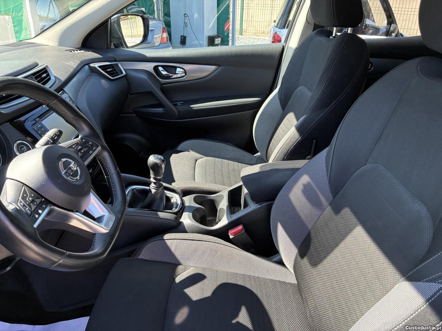 Nissan Qashqai 1.5 dCi Tekna — fotografia 16