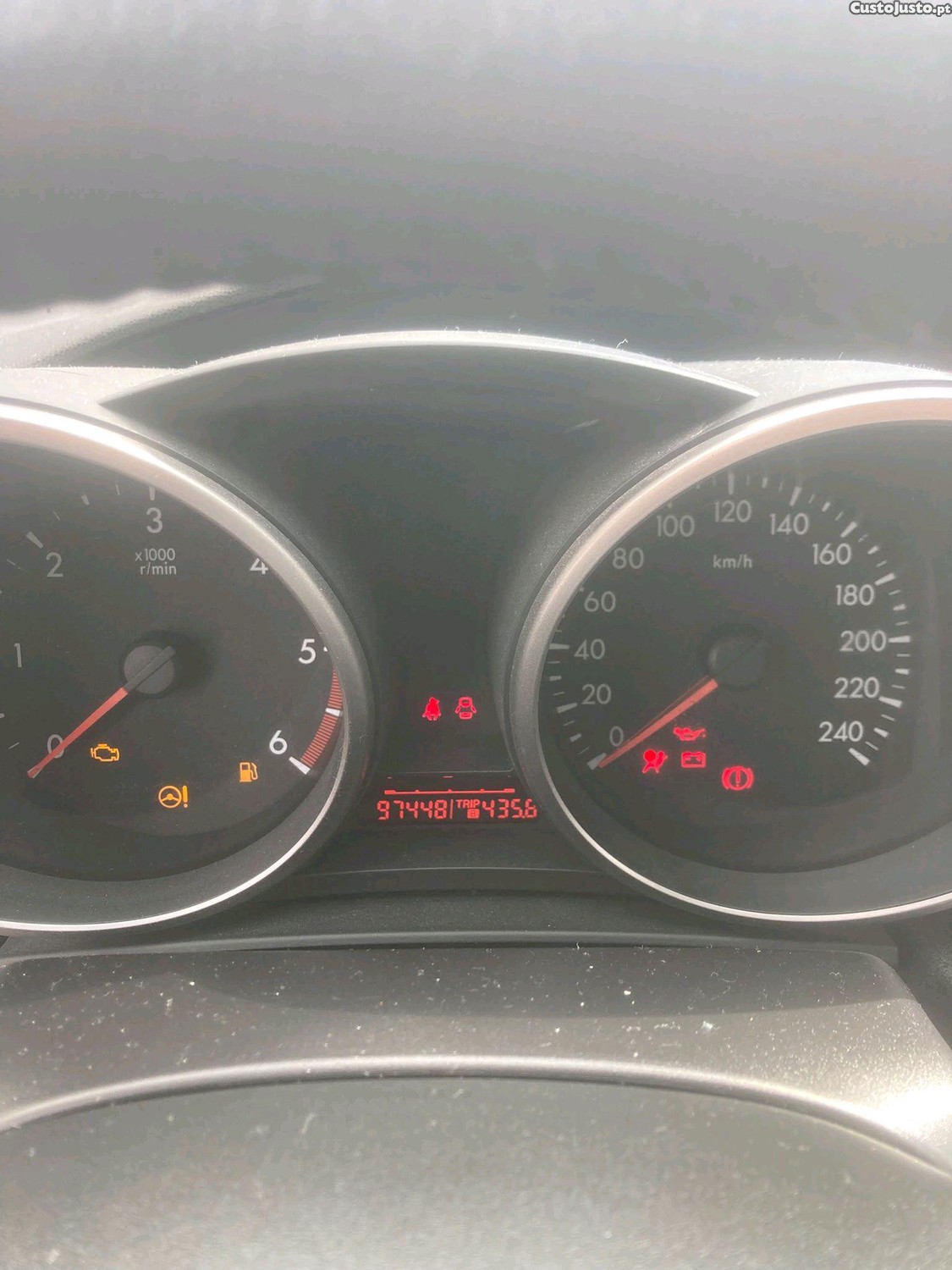 Mazda 3 1.6 exclusive — fotografia 7