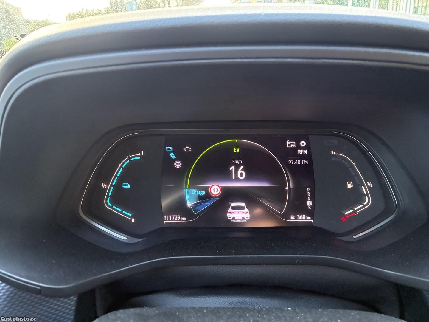 Renault Arkana 1.6 E-Tech Full Hybrid Evolution — fotografia 10
