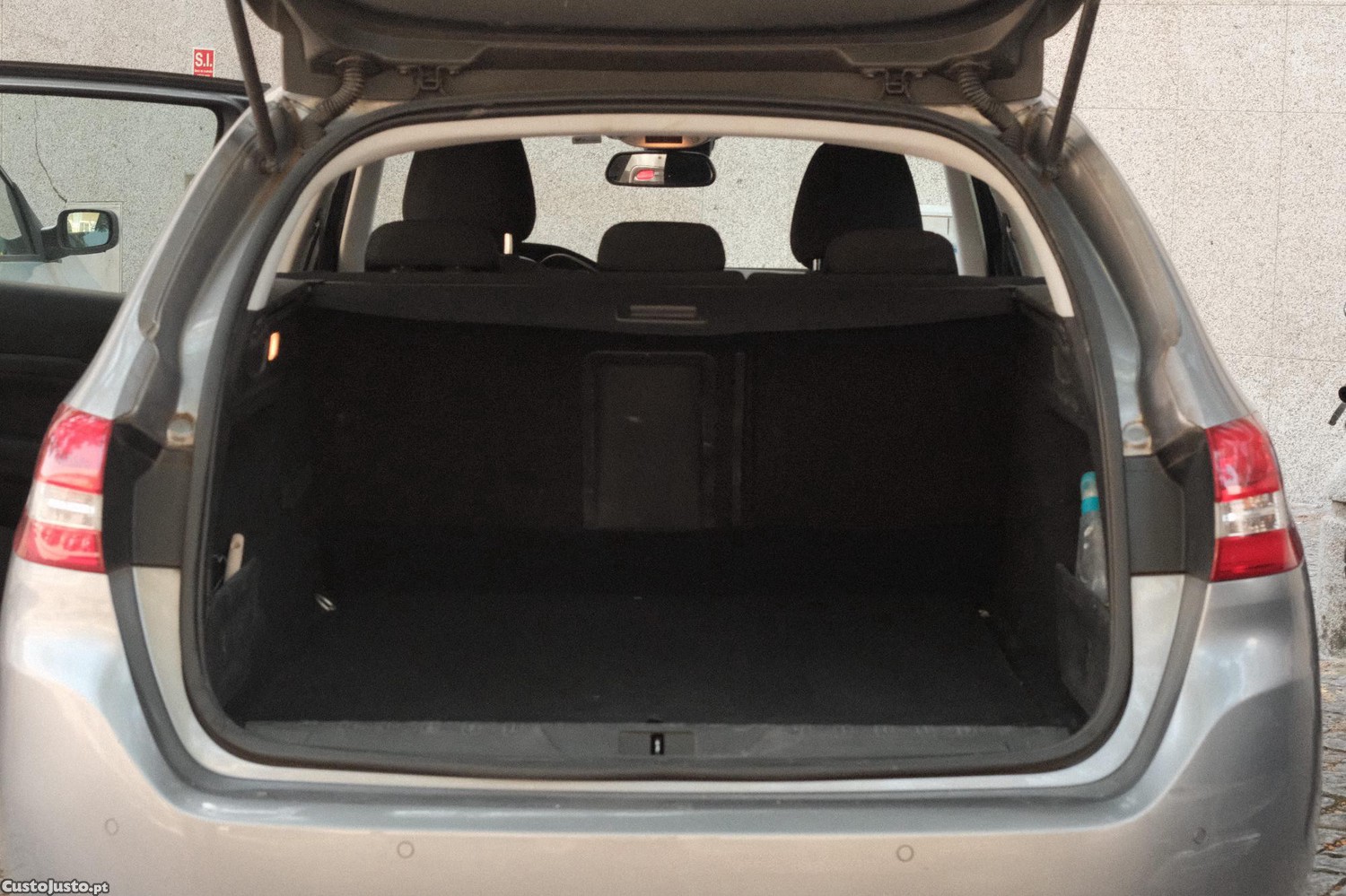 Peugeot 308 SW Business — fotografia 2