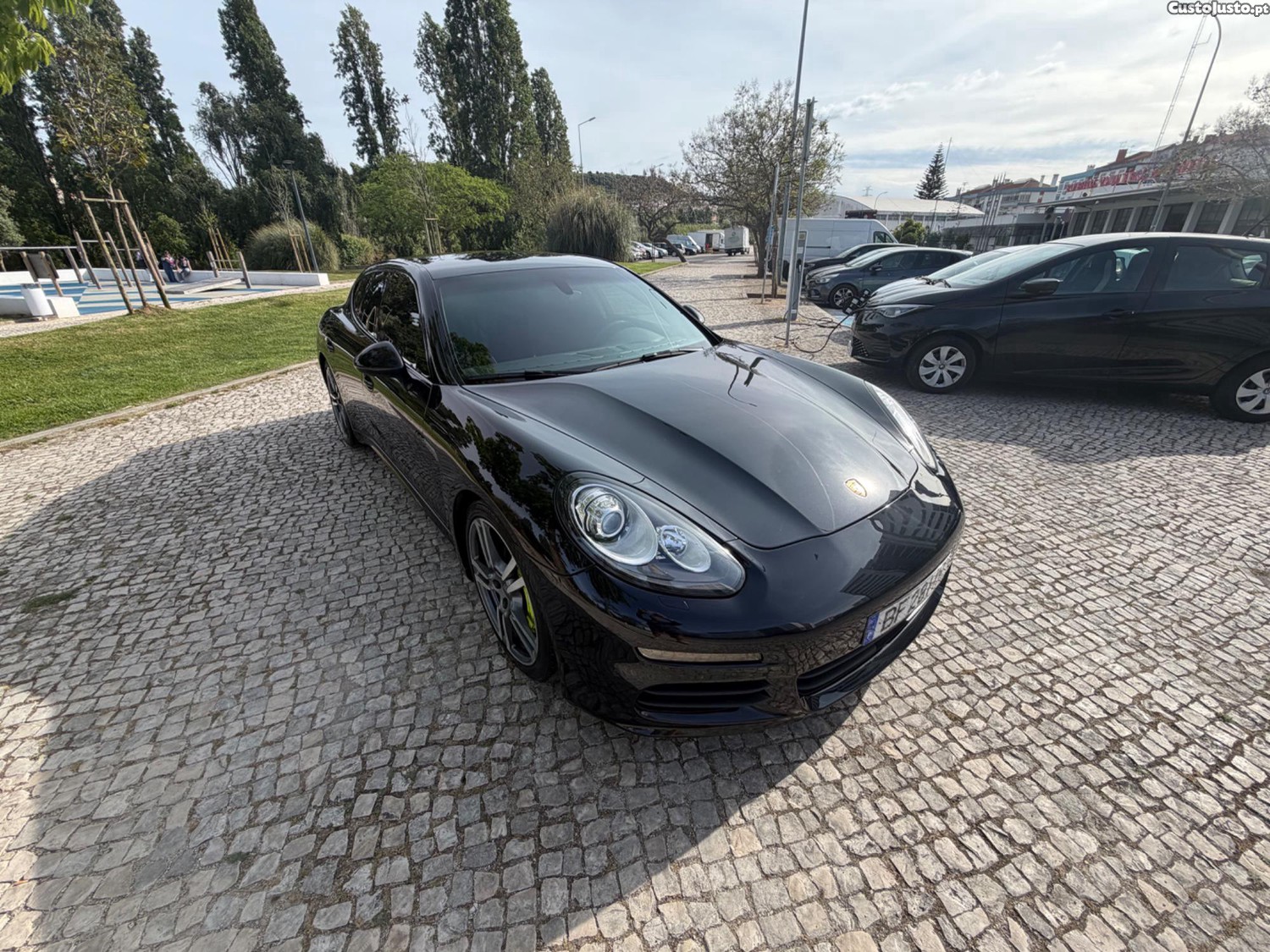Porsche Panamera S HYBRID — fotografia 16