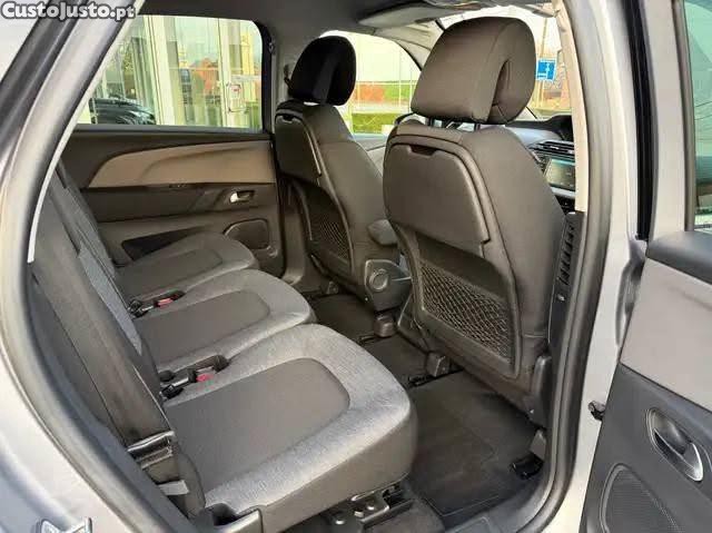 Citroën C4 Spacetourer PureTech 130 Stop&Start FEEL — fotografia 5