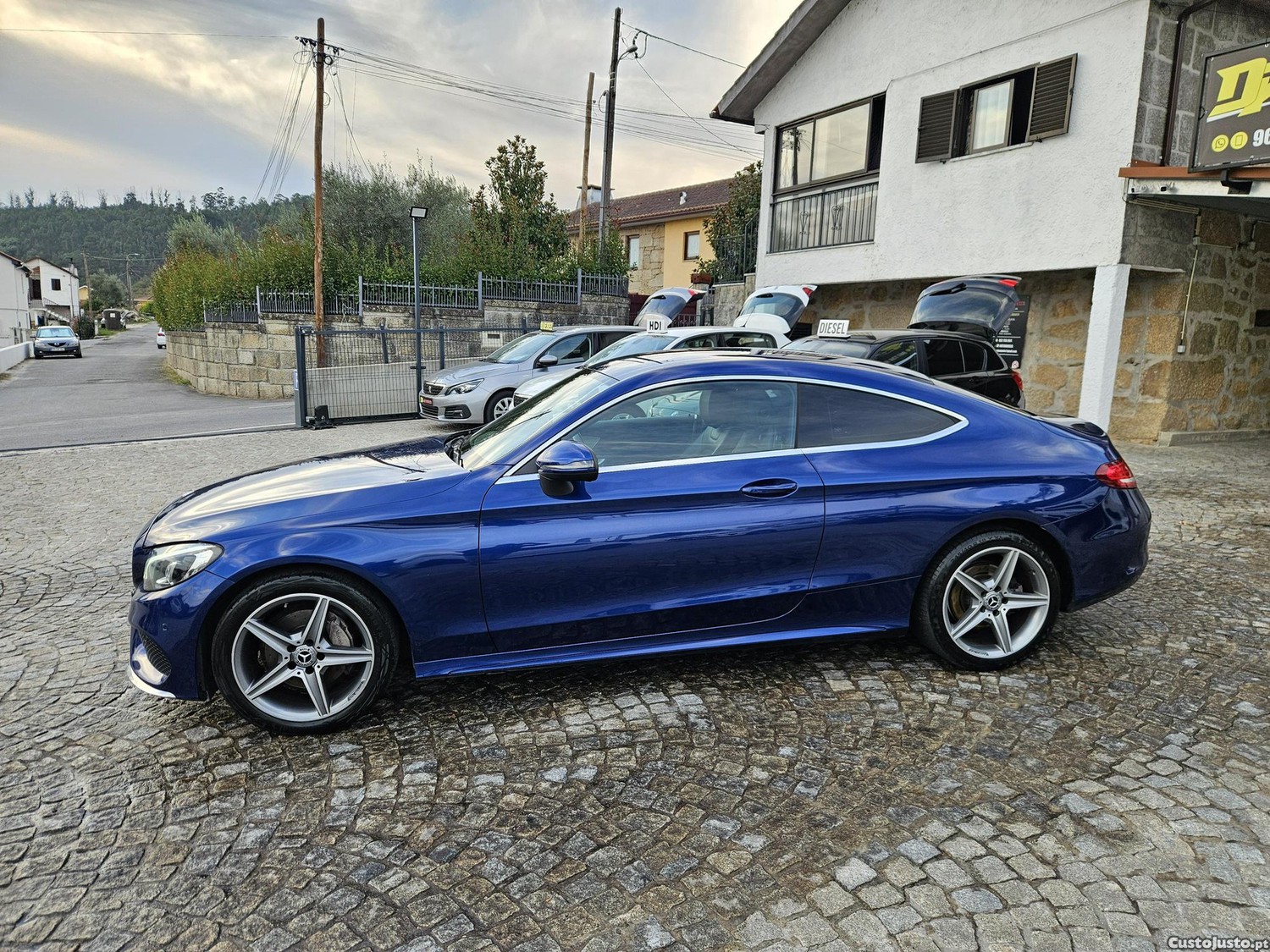 Mercedes-Benz C 220 D COUPÉ AMG LINE - 17 foto 5