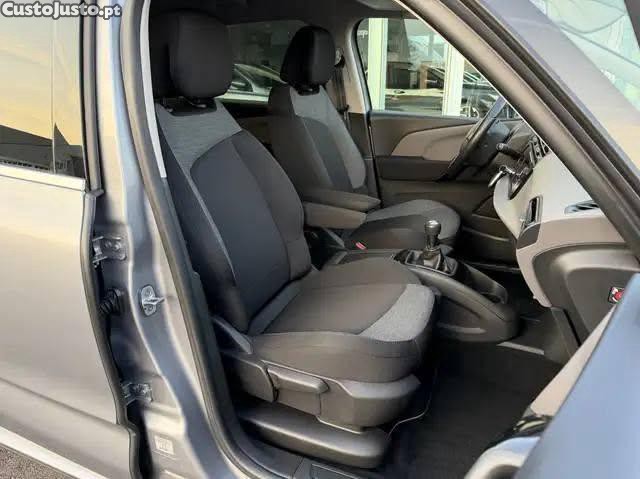 Citroën C4 Spacetourer PureTech 130 Stop&Start FEEL — fotografia 7