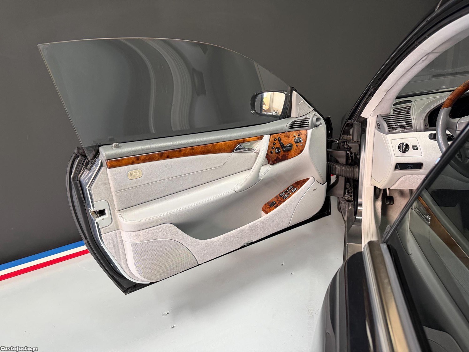 Mercedes-Benz Classe CL . — fotografia 12