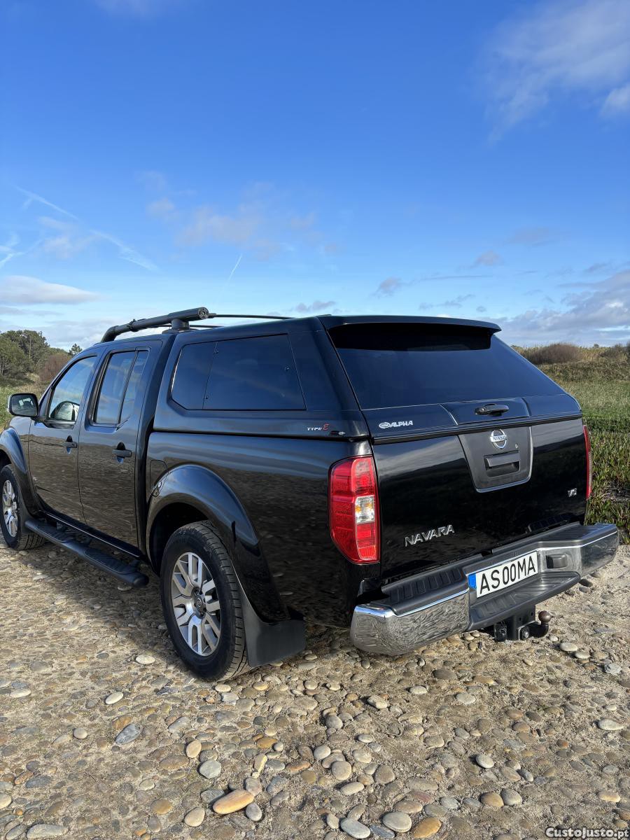 Nissan Navara 3.0 dCi V6 CD LE - 13 foto 3