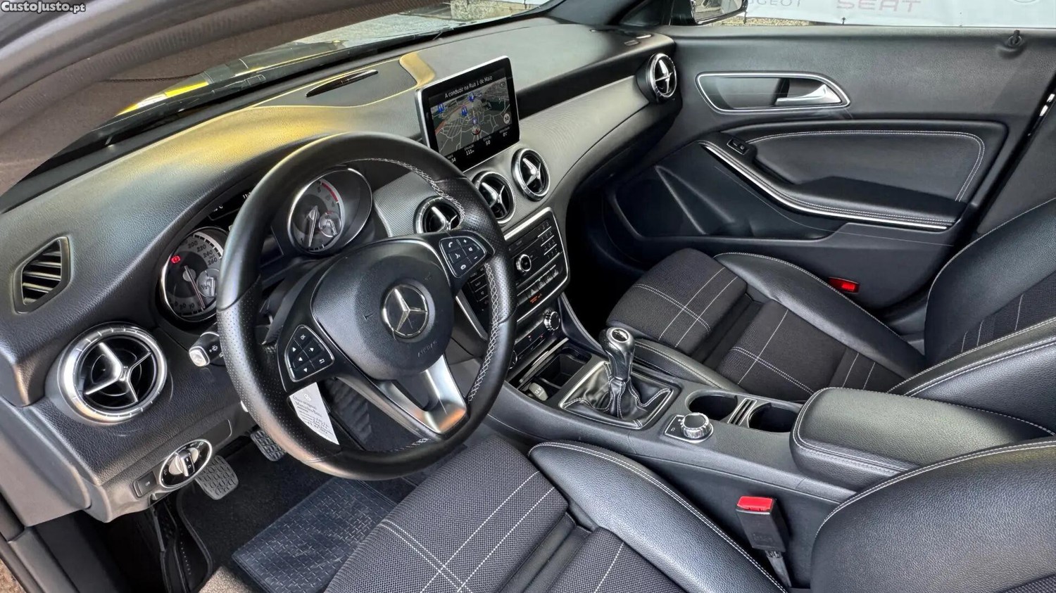 Mercedes-Benz CLA 200 d Shooting Brake Urban — fotografia 6