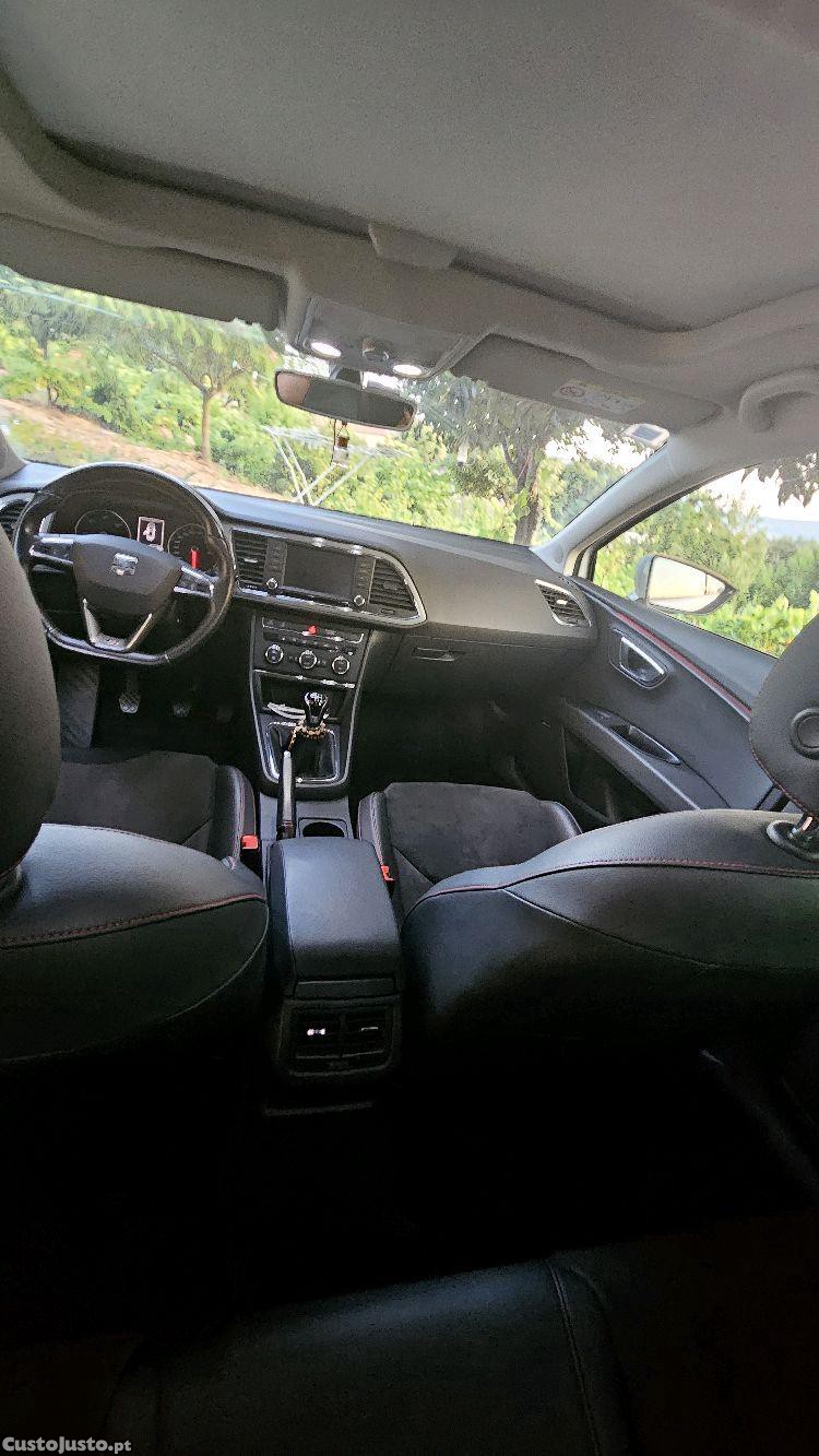 SEAT Leon 5f — fotografia 3