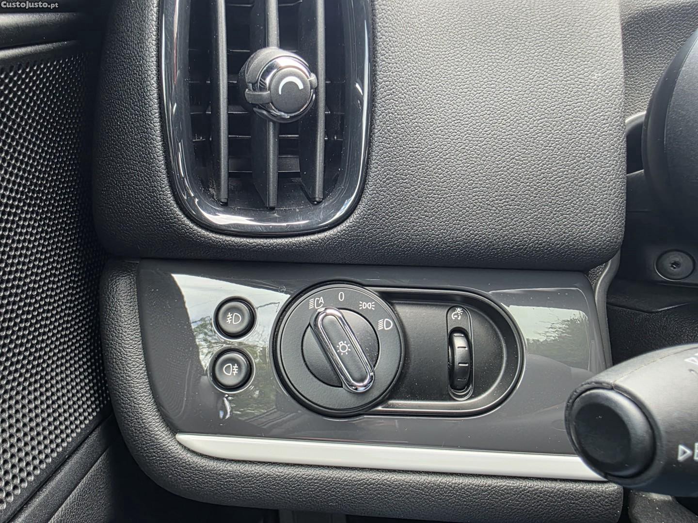 MINI Countryman Cooper SE ALL4 Auto — fotografia 9