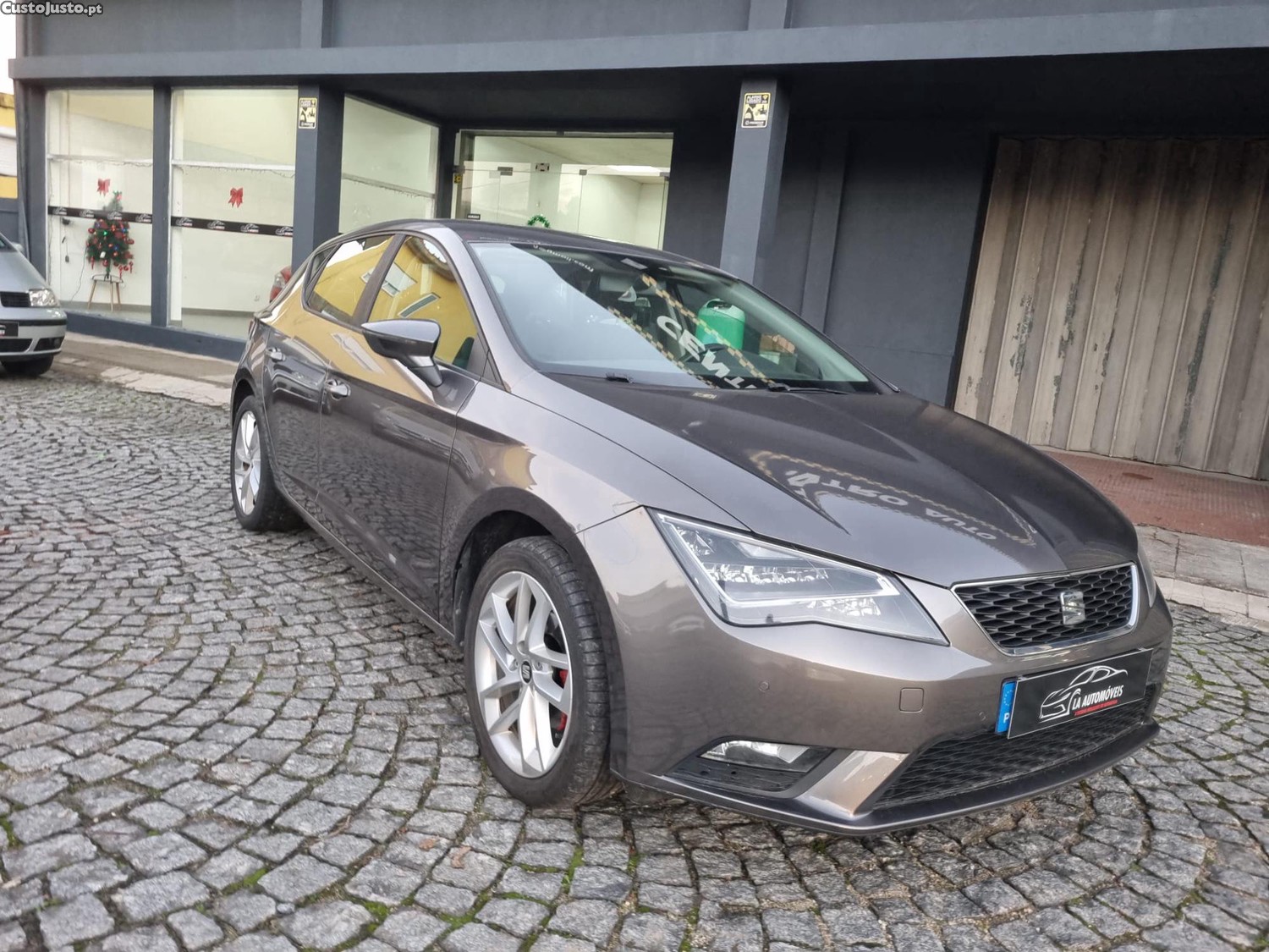 SEAT Leon 1.6 TDI muito novo — fotografia 12
