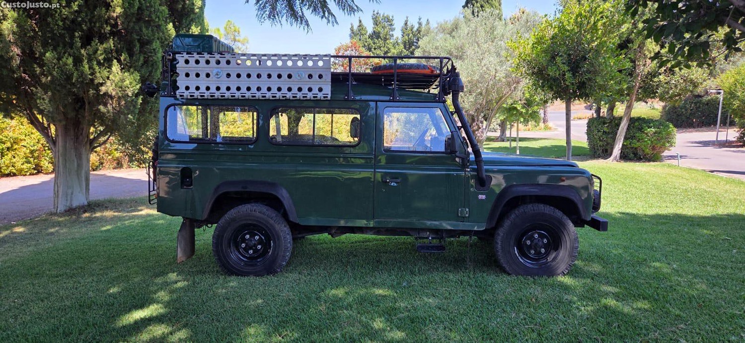 Land Rover Defender 110 — fotografia 3