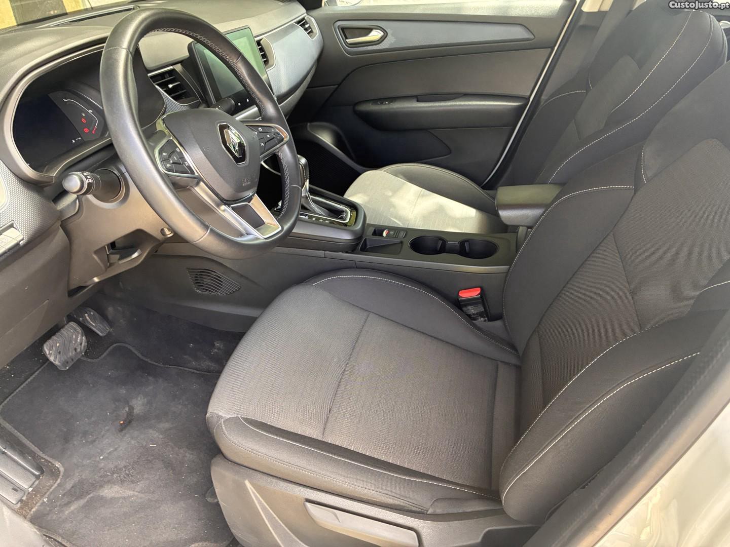 Renault Arkana 1.6 E-Tech Full Hybrid Evolution — fotografia 13