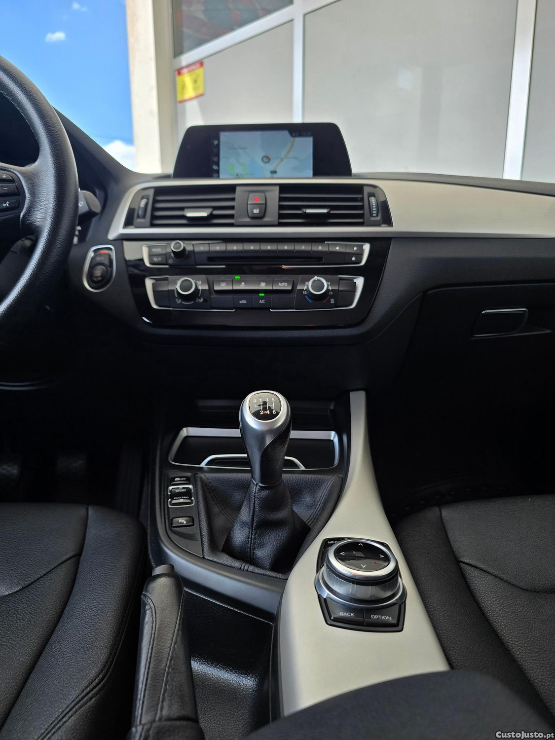 BMW 116 d EfficientDynamics — fotografia 11