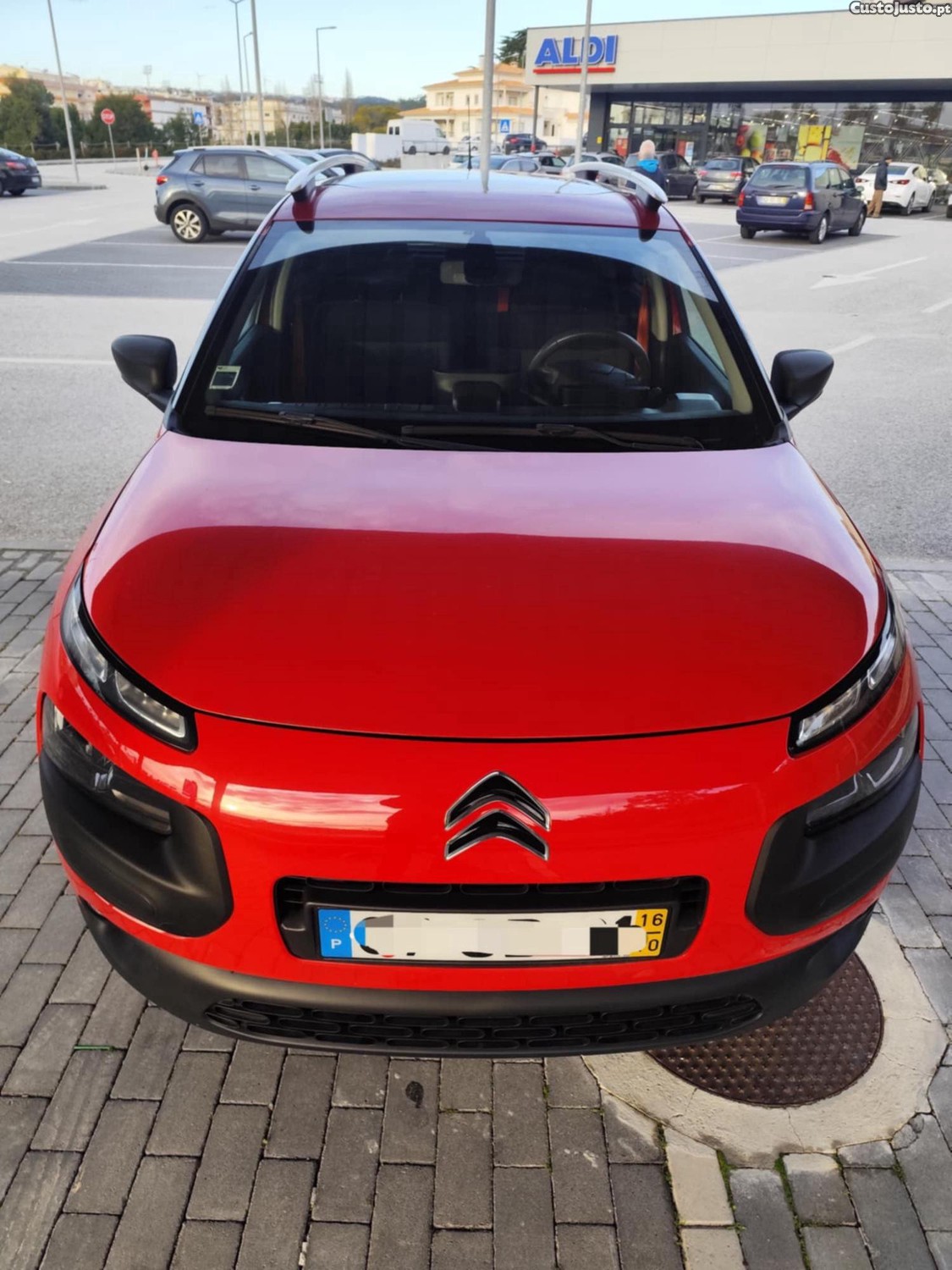 Citroën C4 CACTUS 1.6 DIESEL — fotografia 5