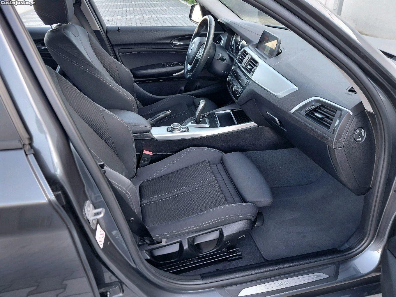 BMW 116 d sport line Automático — fotografia 7