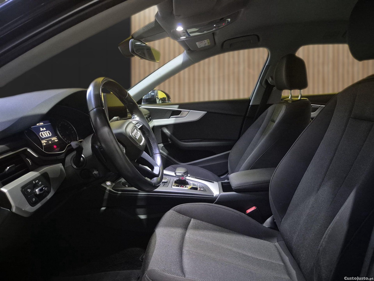 Audi A4 Avant 2.0 35 TDI Aut — fotografia 7