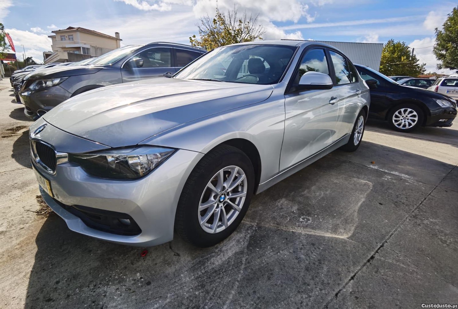 BMW 320 LCI Avantage 190cv — fotografia 6