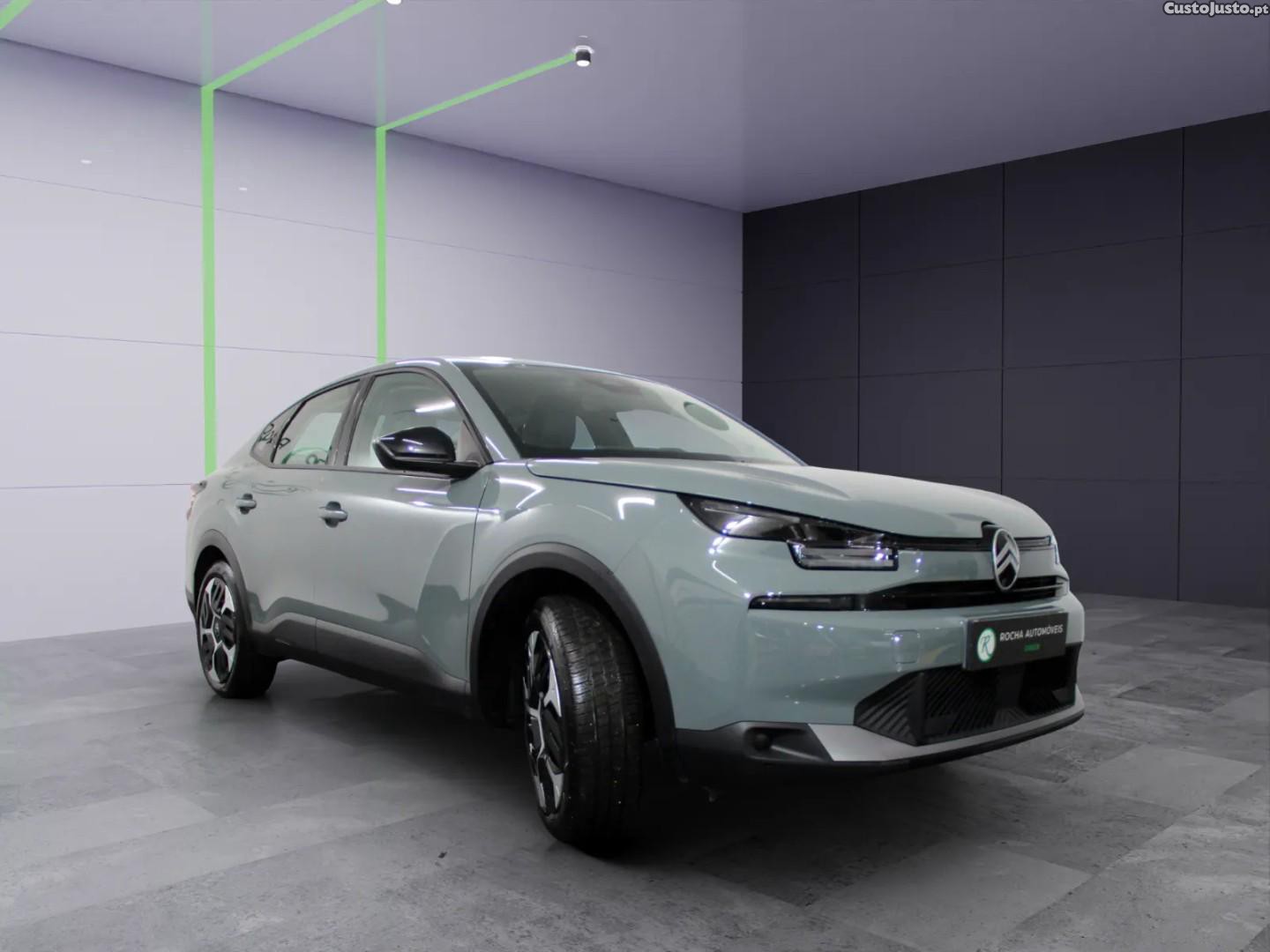 Citroën e-C4 54 kWh Plus — fotografia 11