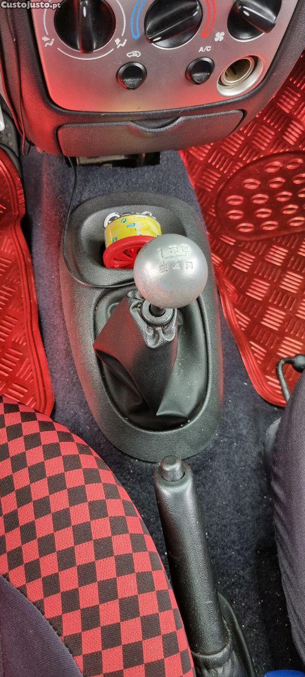 Ford Puma coupé — fotografia 6