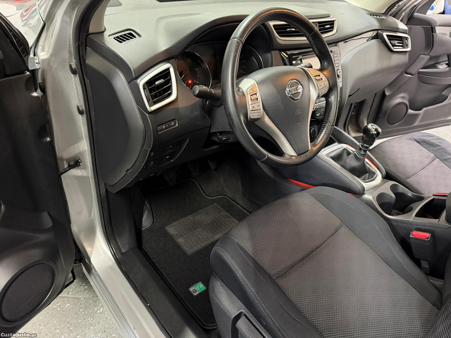 Nissan Qashqai 1.5 dCi 360 Pack S — fotografia 5