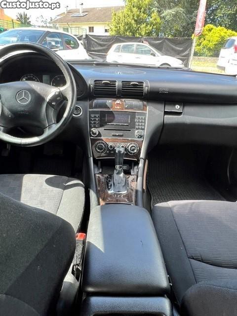 Mercedes-Benz C 220 CDI Auto Classic — fotografia 6