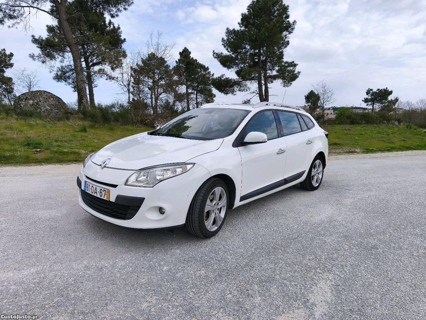 Renault Mégane Sport Tourer 1.5 dCi Dynamic — fotografia 11