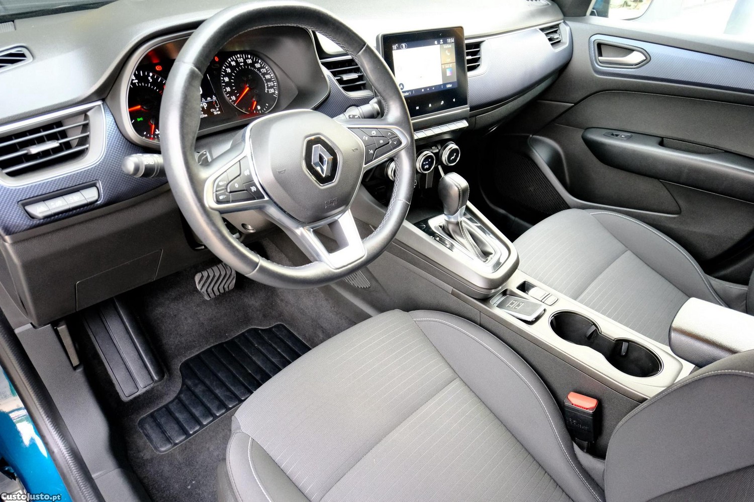 Renault Arkana 1.3 TCe Evolution EDC — fotografia 19