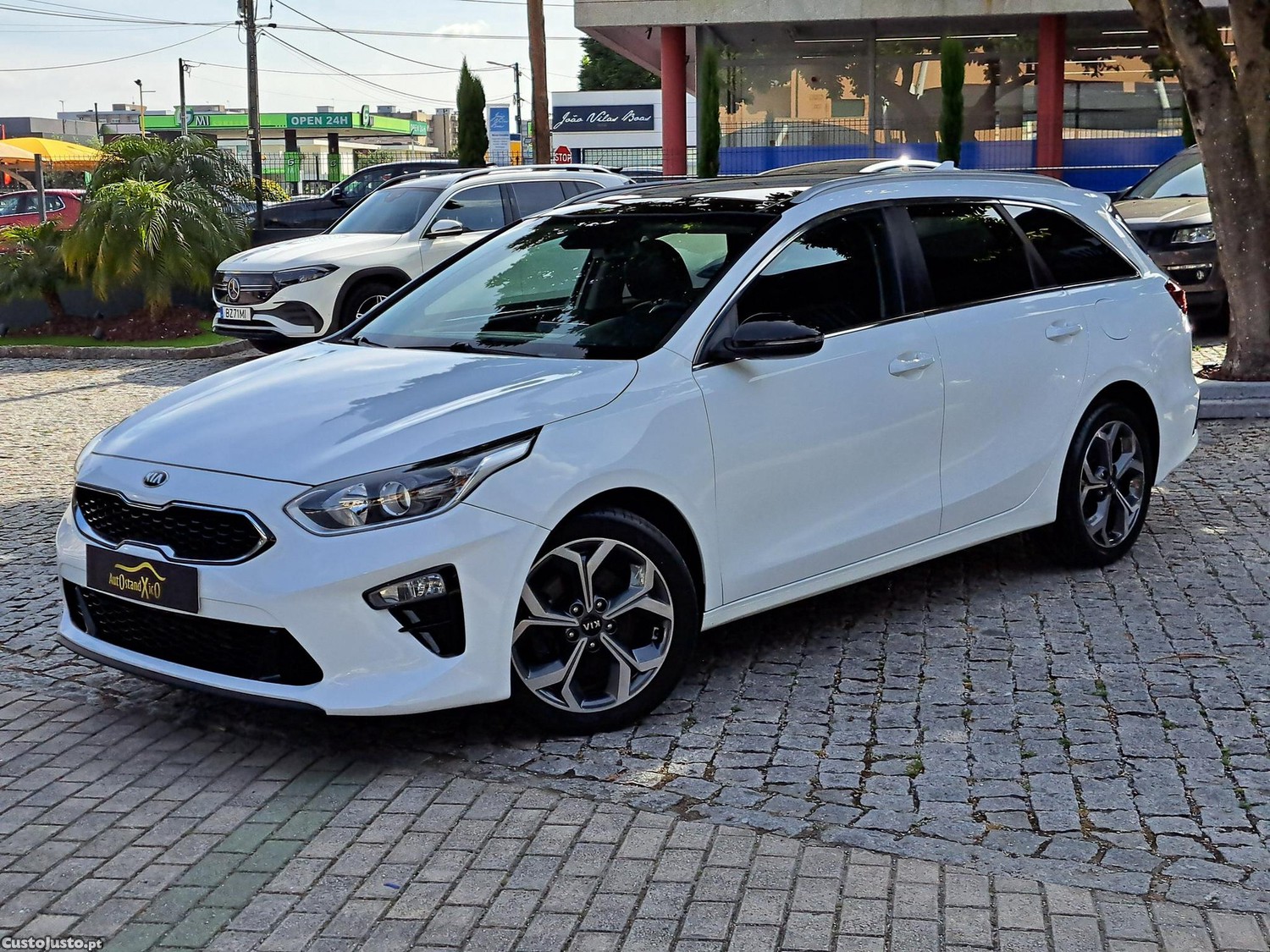Kia Ceed SW 1.6 CRDI MHEV Drive + SRF — fotografia 4