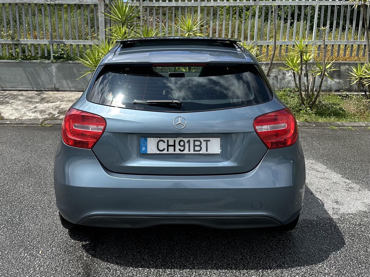 Mercedes-Benz A 180 Urban — fotografia 8