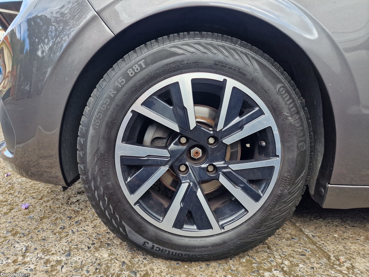 Peugeot 208 1.5 HDI STYLE 100CV — fotografia 2