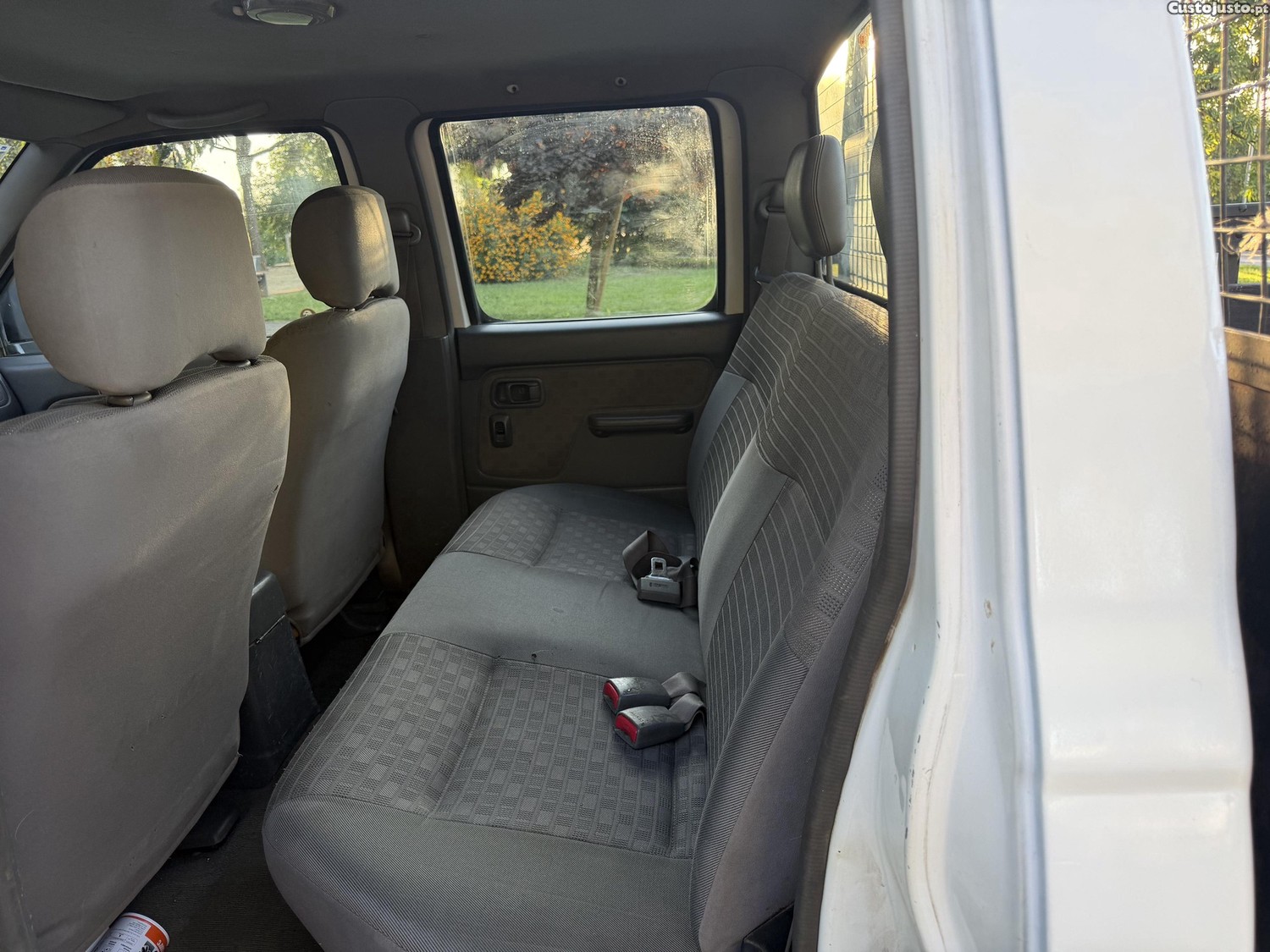 Nissan Pick Up D22 — fotografia 2