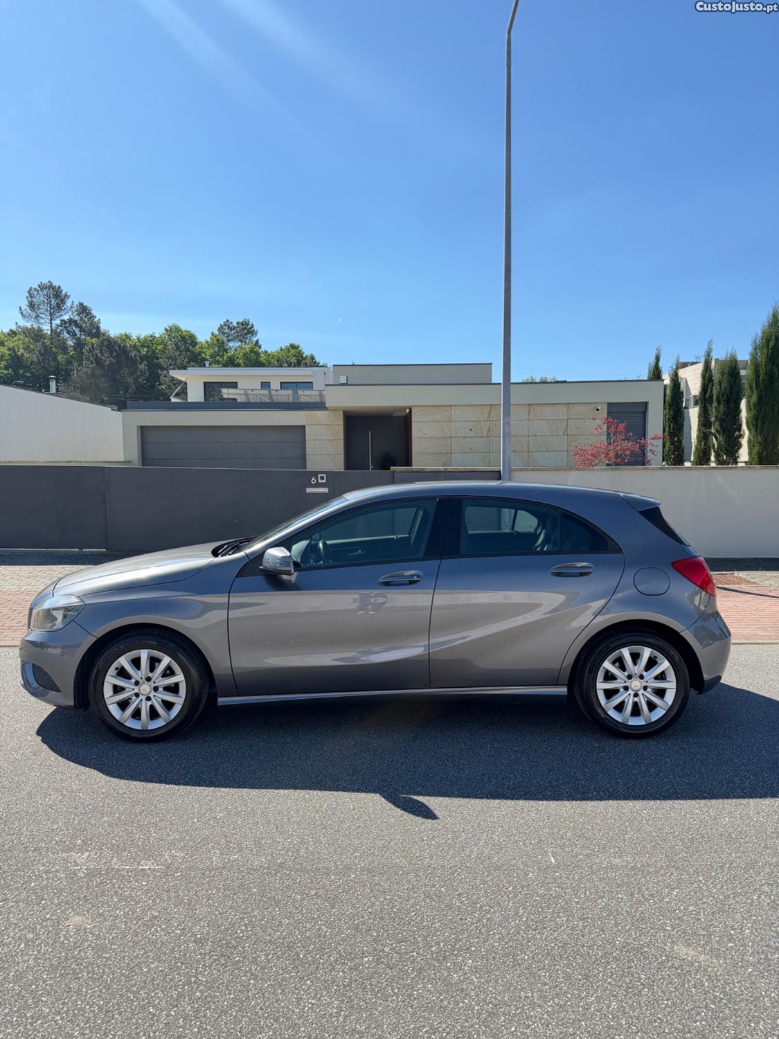 Mercedes-Benz A 180 CDI urban BlueEFFICIENCY — fotografia 4