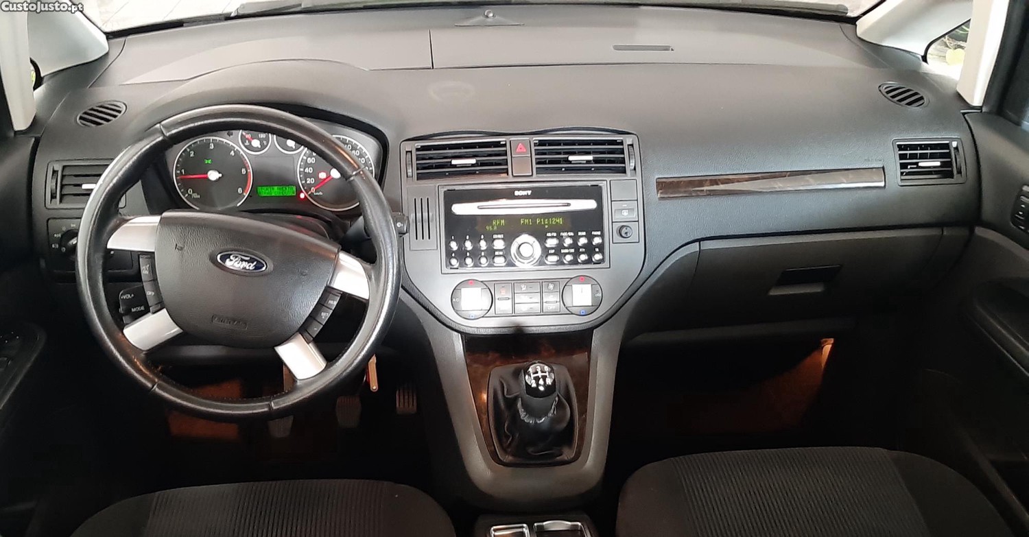 Ford C-Max Ghia 1.6 TDCI 110 CV — fotografia 7