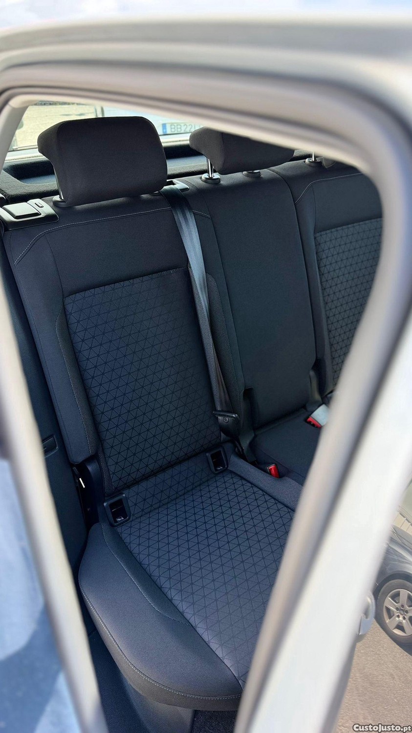 Volkswagen T-Cross 1.0 TSI Life — fotografia 7