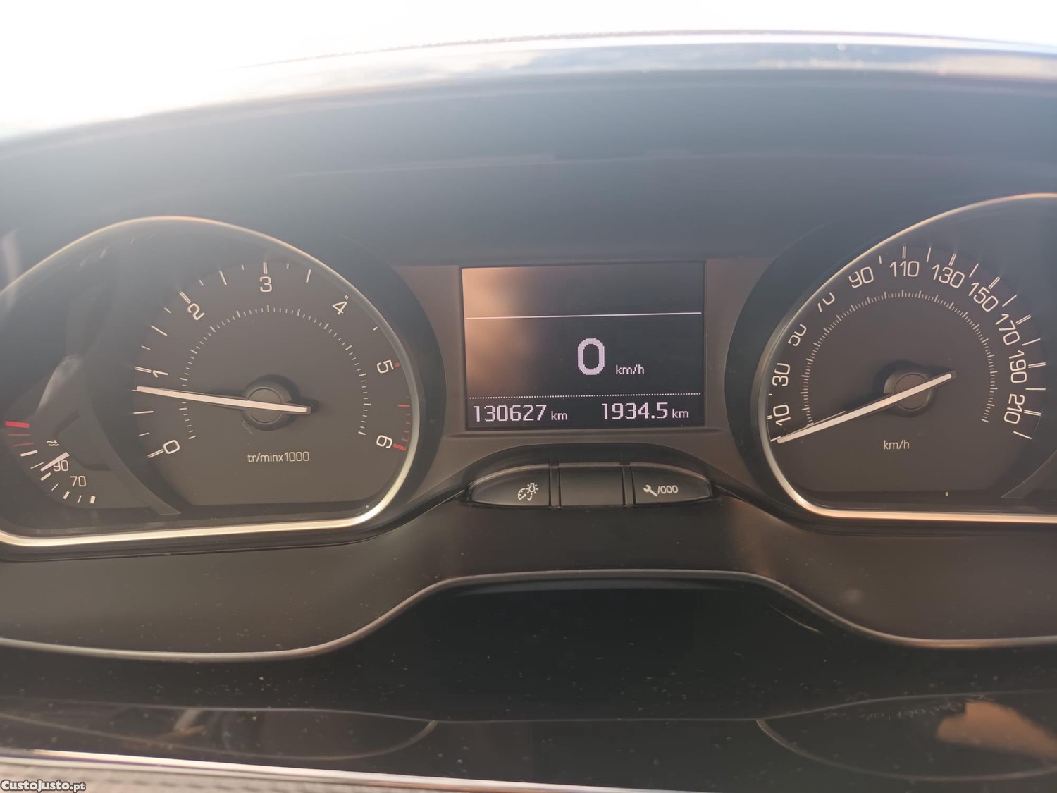 Peugeot 2008 Blue HDi Style — fotografia 3