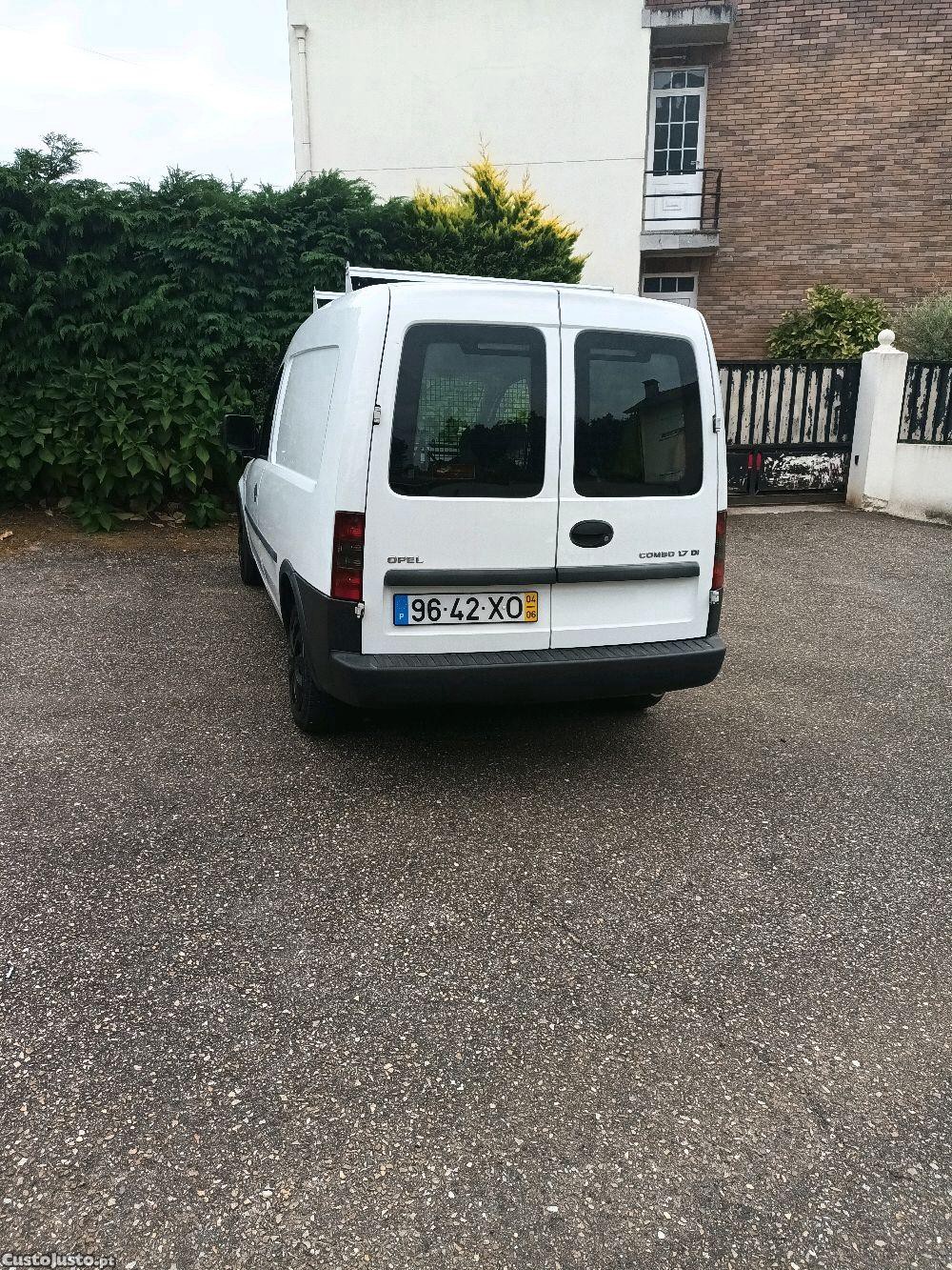 Opel Combo 1.7di — fotografia 8