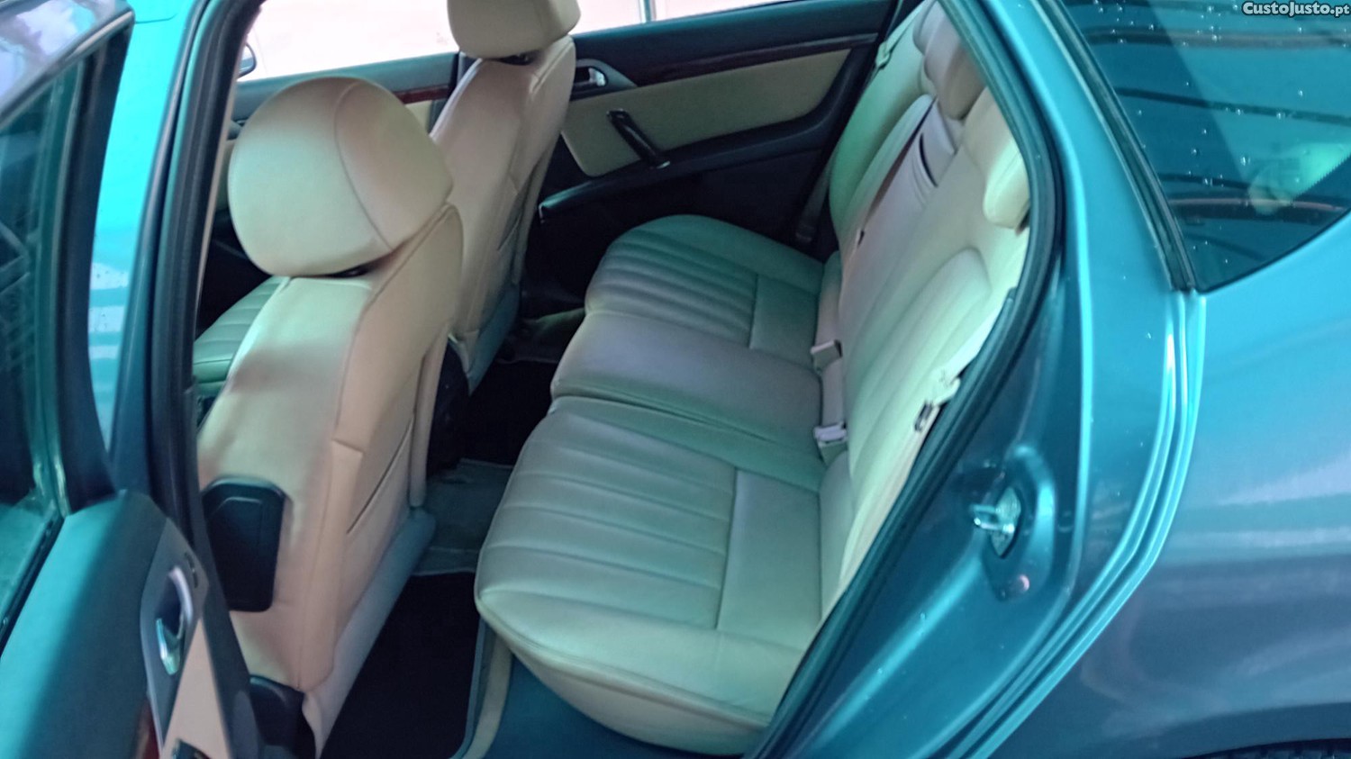 Peugeot 407 2.0 HDI grife — fotografia 6