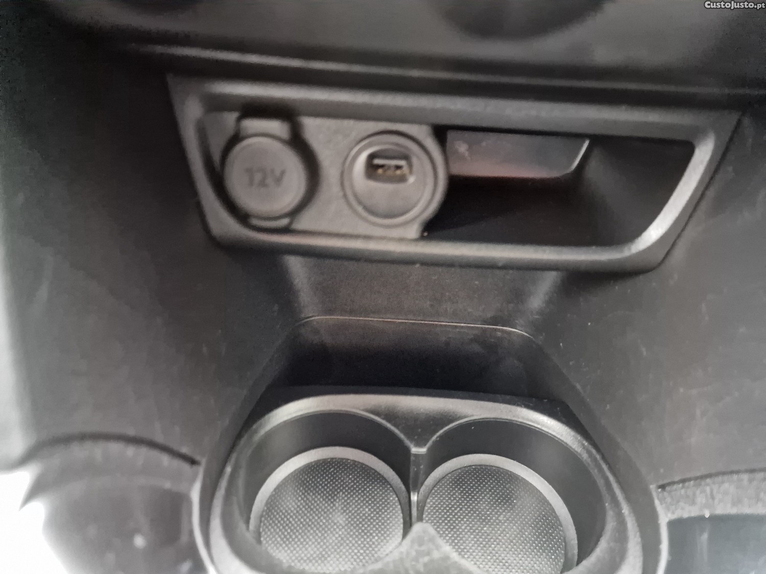 Peugeot 208 1.5 HDI STYLE 100CV — fotografia 13
