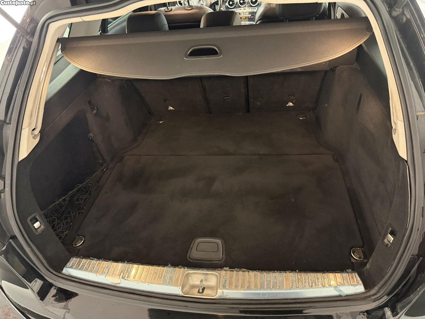Mercedes-Benz C 200 D AUTO — fotografia 4