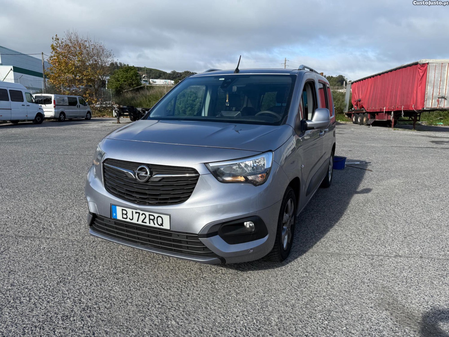 Opel Combo Life — fotografia 7