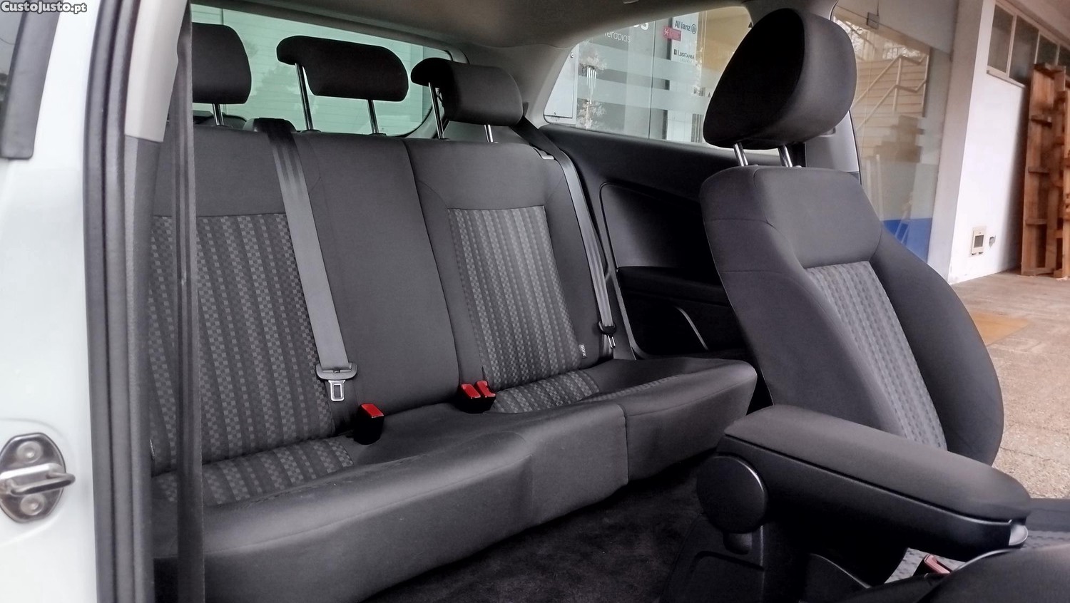 Volkswagen Polo 1.4 TDi Comfortline — fotografia 6