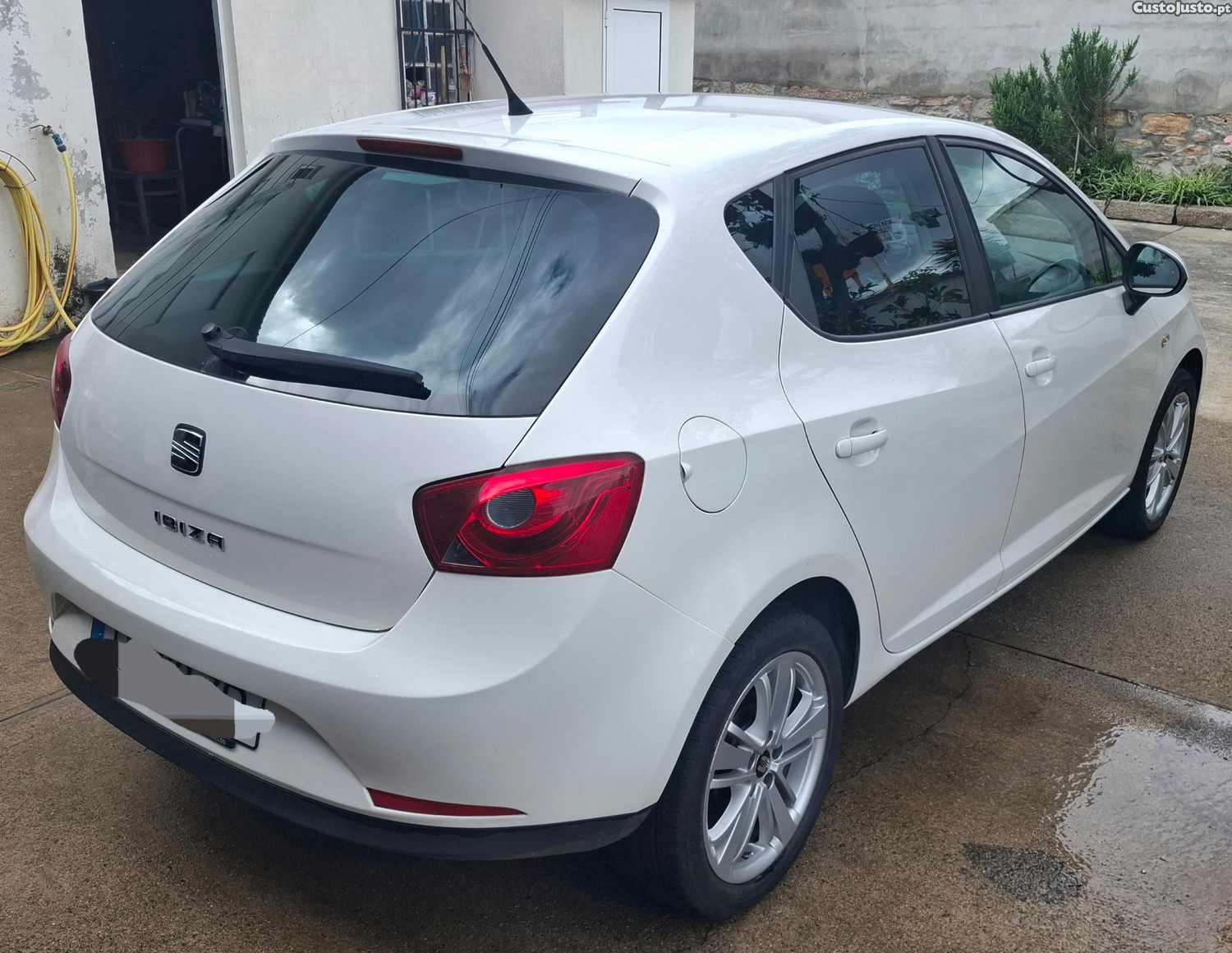 Seat Ibiza 6j tdi - 12 foto 4