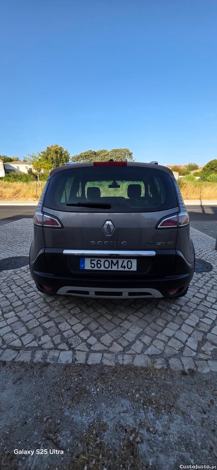 Renault Scénic 1.5 DCI 110CV XMOD — fotografia 7