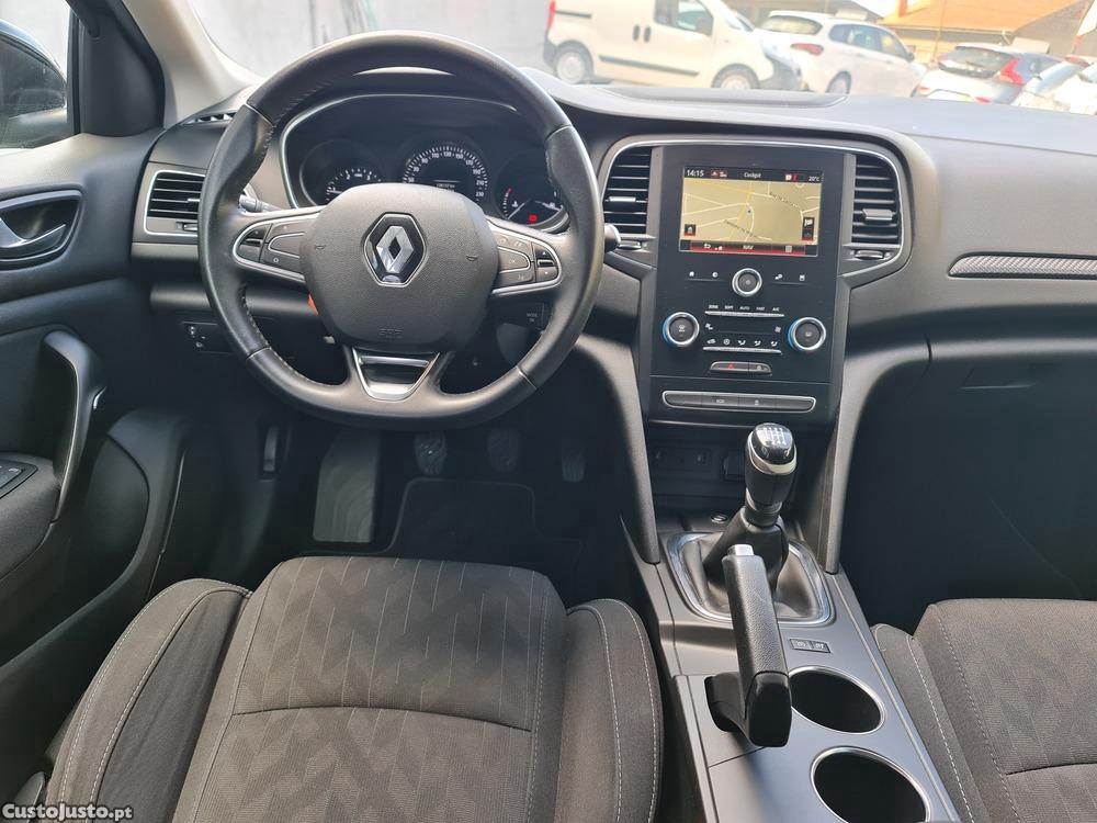 Renault Mégane 1.5 DCI Limited 115cv — fotografia 10