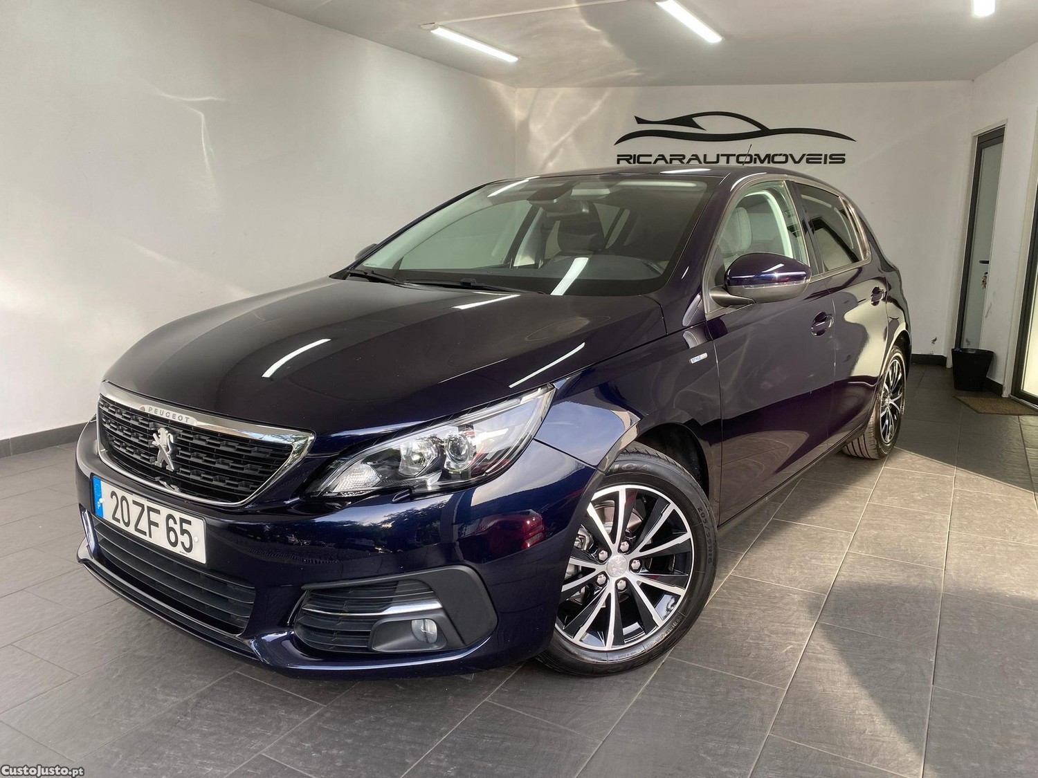 Peugeot 308 1.5 BlueHDi Style — fotografia 18