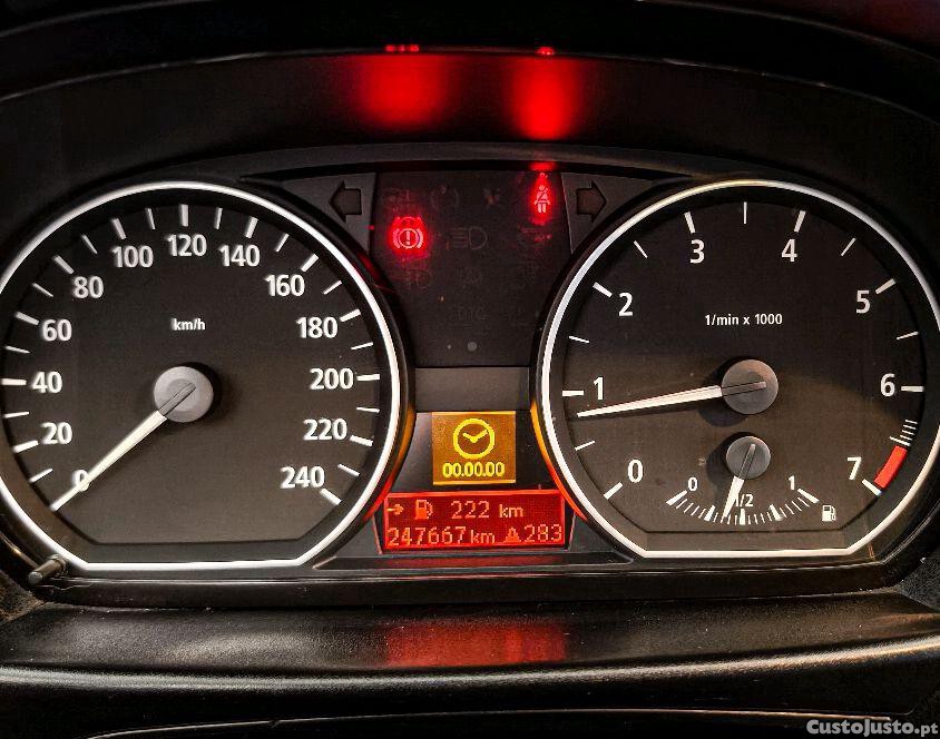 BMW 116 i — fotografia 7