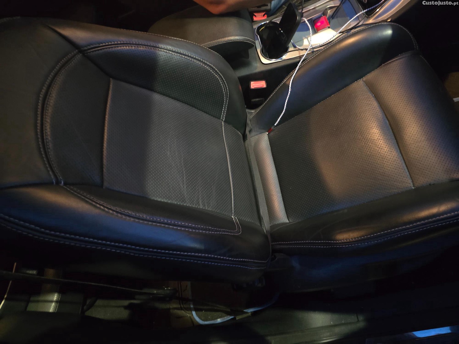 Ford S-Max Titanium — fotografia 4