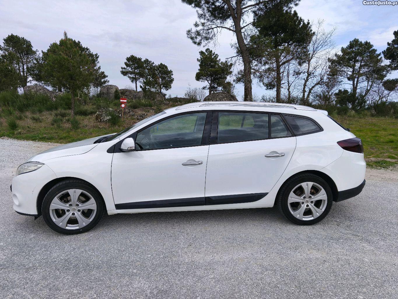 Renault Mégane Sport Tourer 1.5 dCi Dynamic — fotografia 9