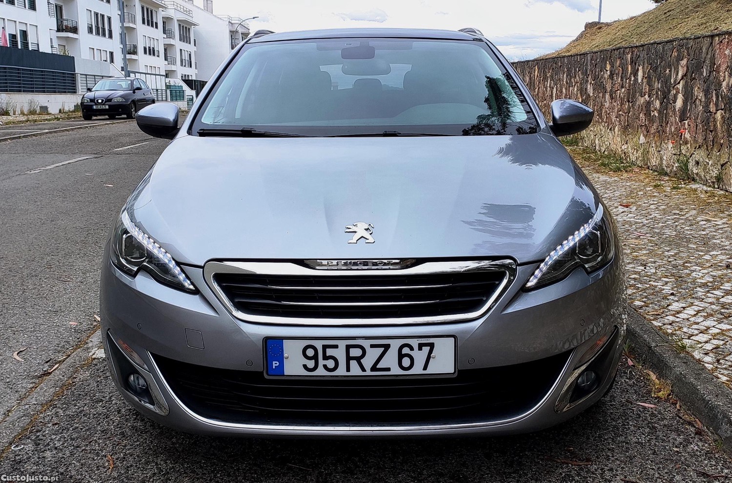 Peugeot 308 SW 1.6 BlueHDi Allure Nacional — fotografia 7