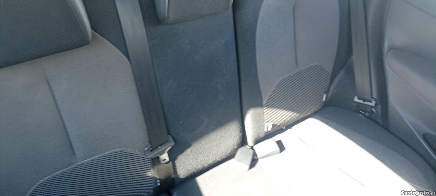 Citroën C3 1.2 Gasolina Literalmente Impecável sò 97500kms — fotografia 8